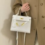 Niche Design Luxury Handbag - Image 3