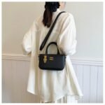 retro high-end handbag - Image 3
