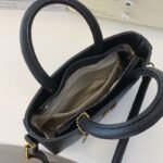 retro high-end handbag - Image 4