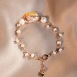 Square Mother Pearl Bracelet (Rose Gold Chain Color)